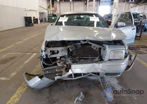 2009 Mercury Grand Marquis Ls (Fleet Only) from USA, damaged, VIN 2MEHM75V59X608632